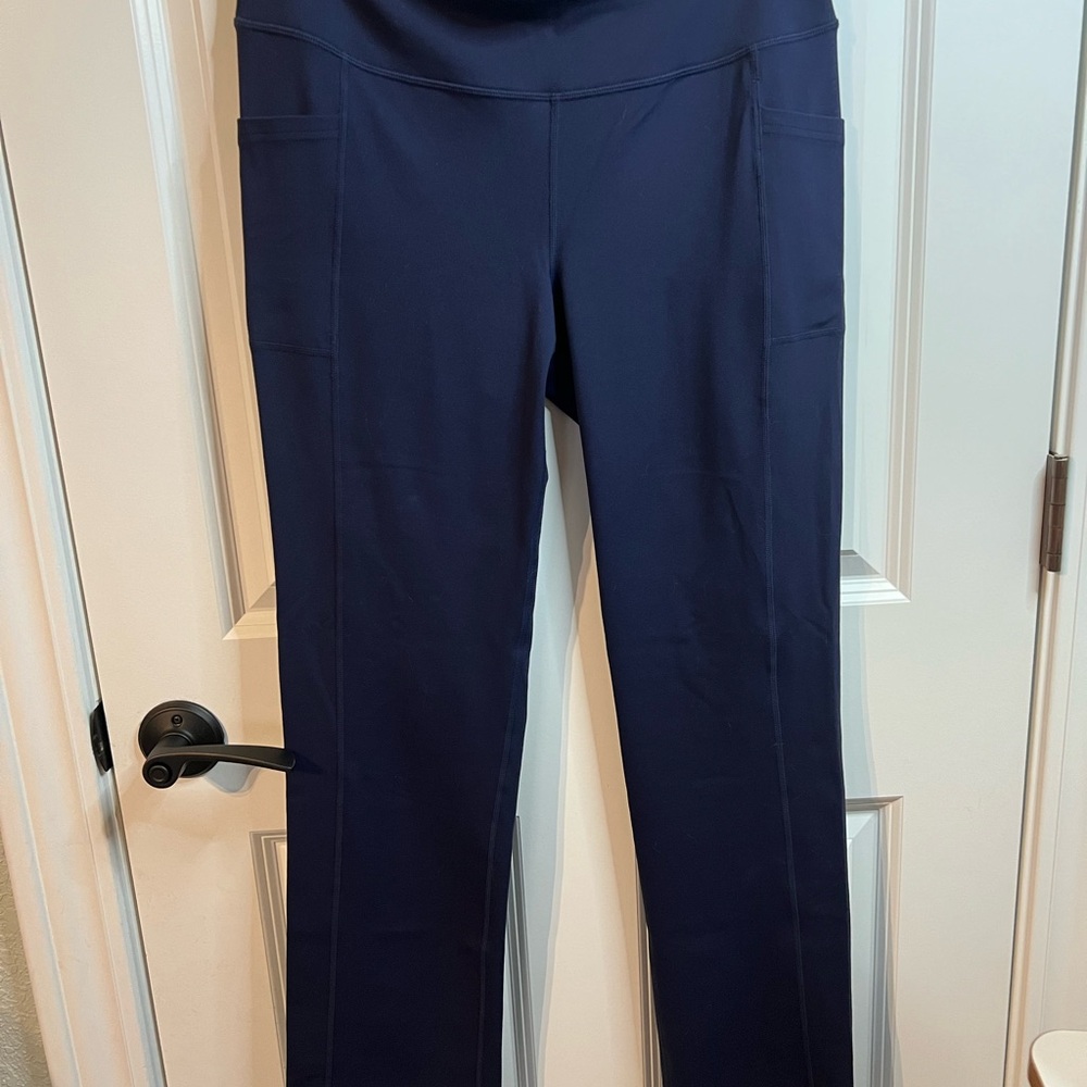 Skechers Women's Dark Blue Straight Leg Yoga Pants